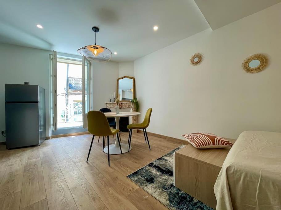 Le Repaire Blterrois Apartment เบซิเยร์ ภายนอก รูปภาพ