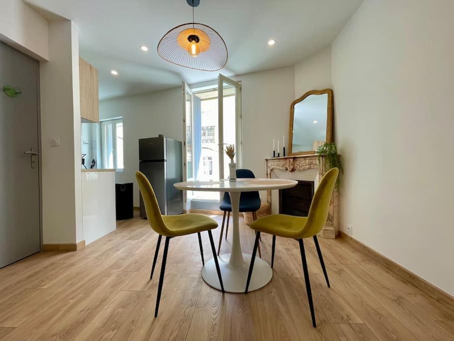 Le Repaire Blterrois Apartment เบซิเยร์ ภายนอก รูปภาพ